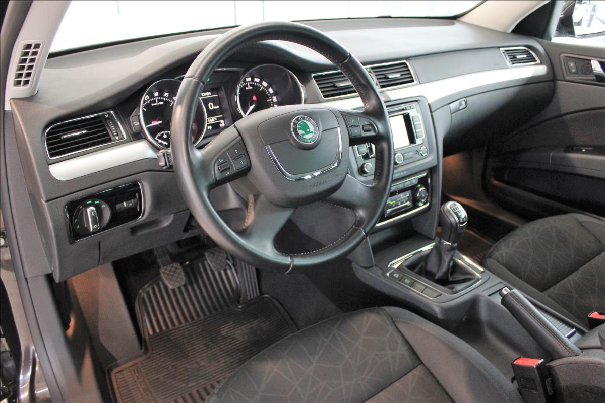 Škoda Superb