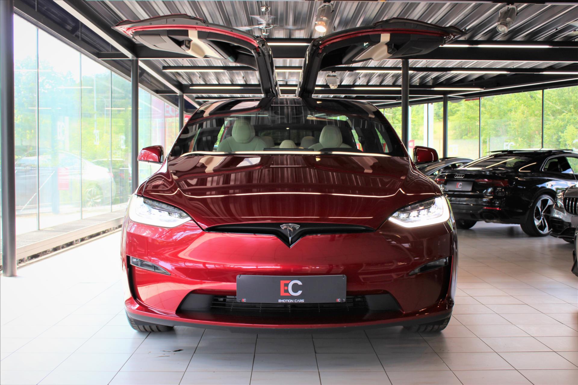 Tesla Model X