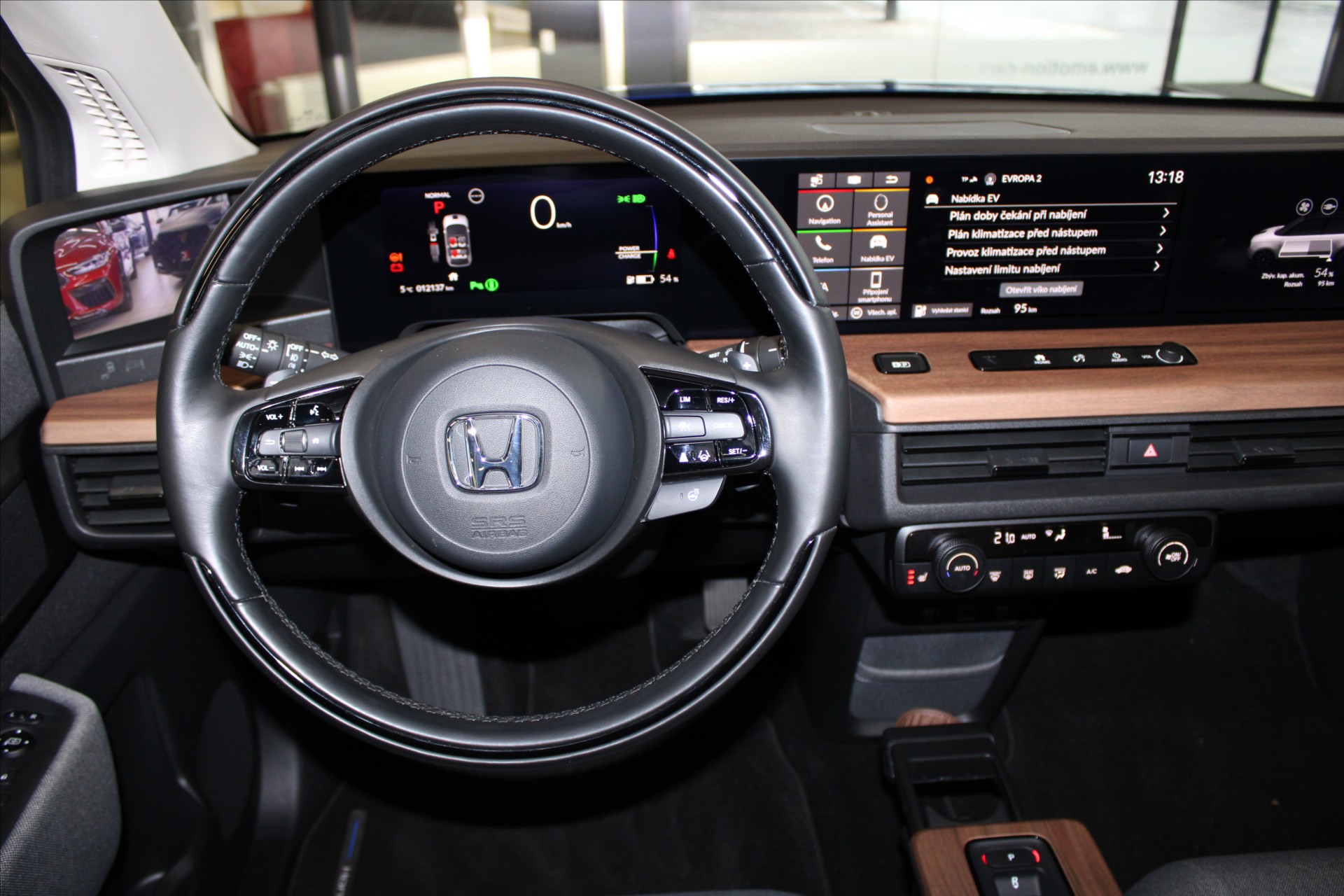 Honda e