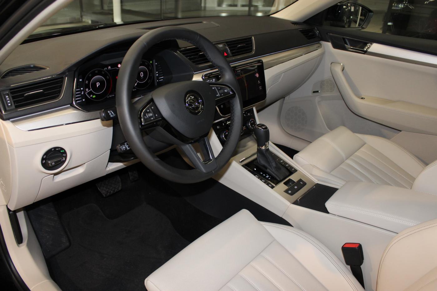 Škoda Superb