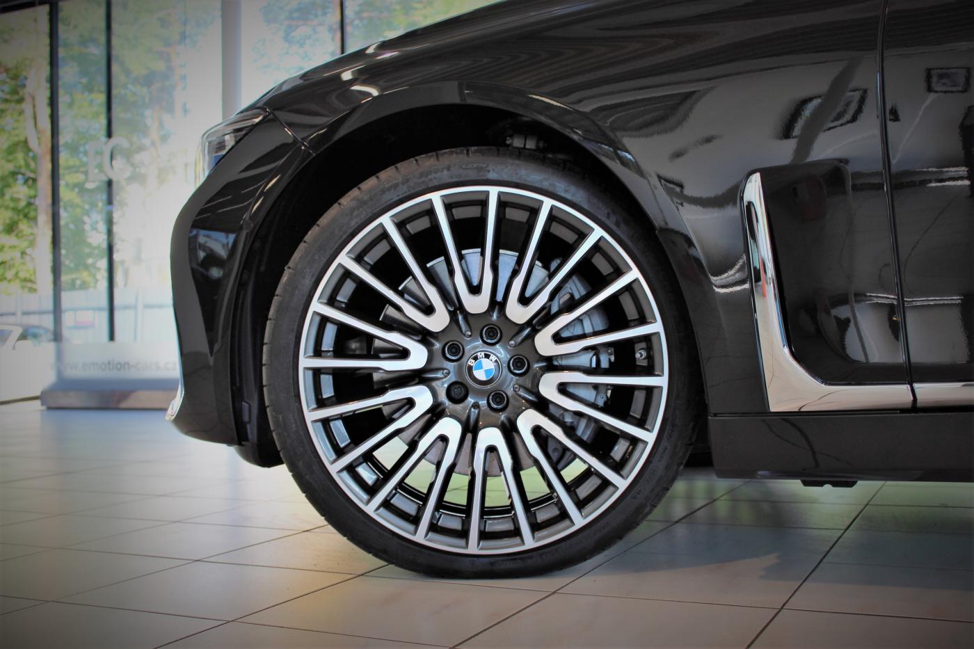 BMW Řada 7