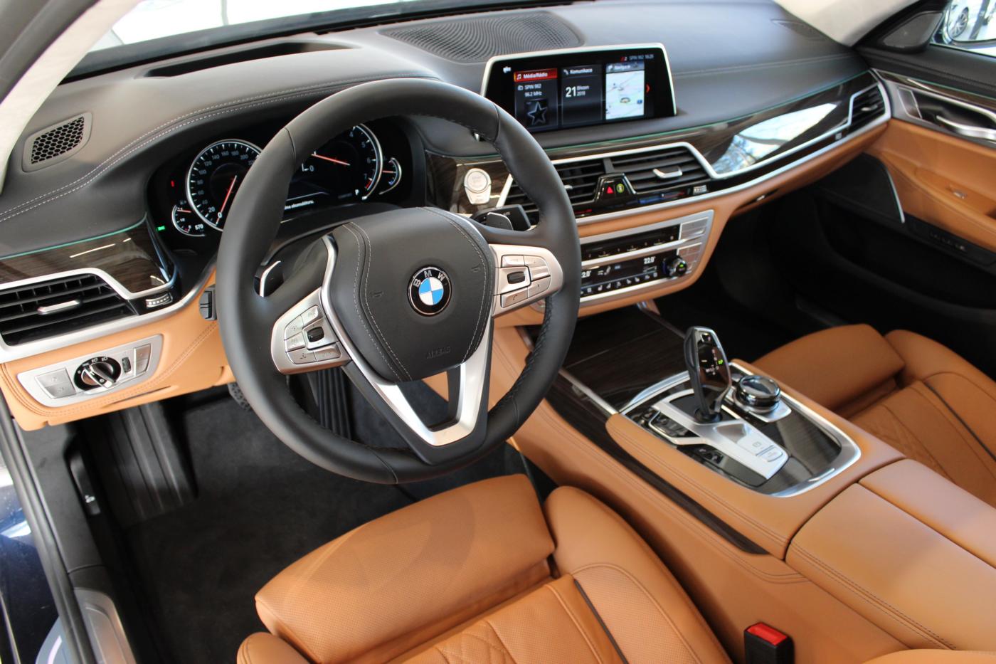 BMW Řada 7