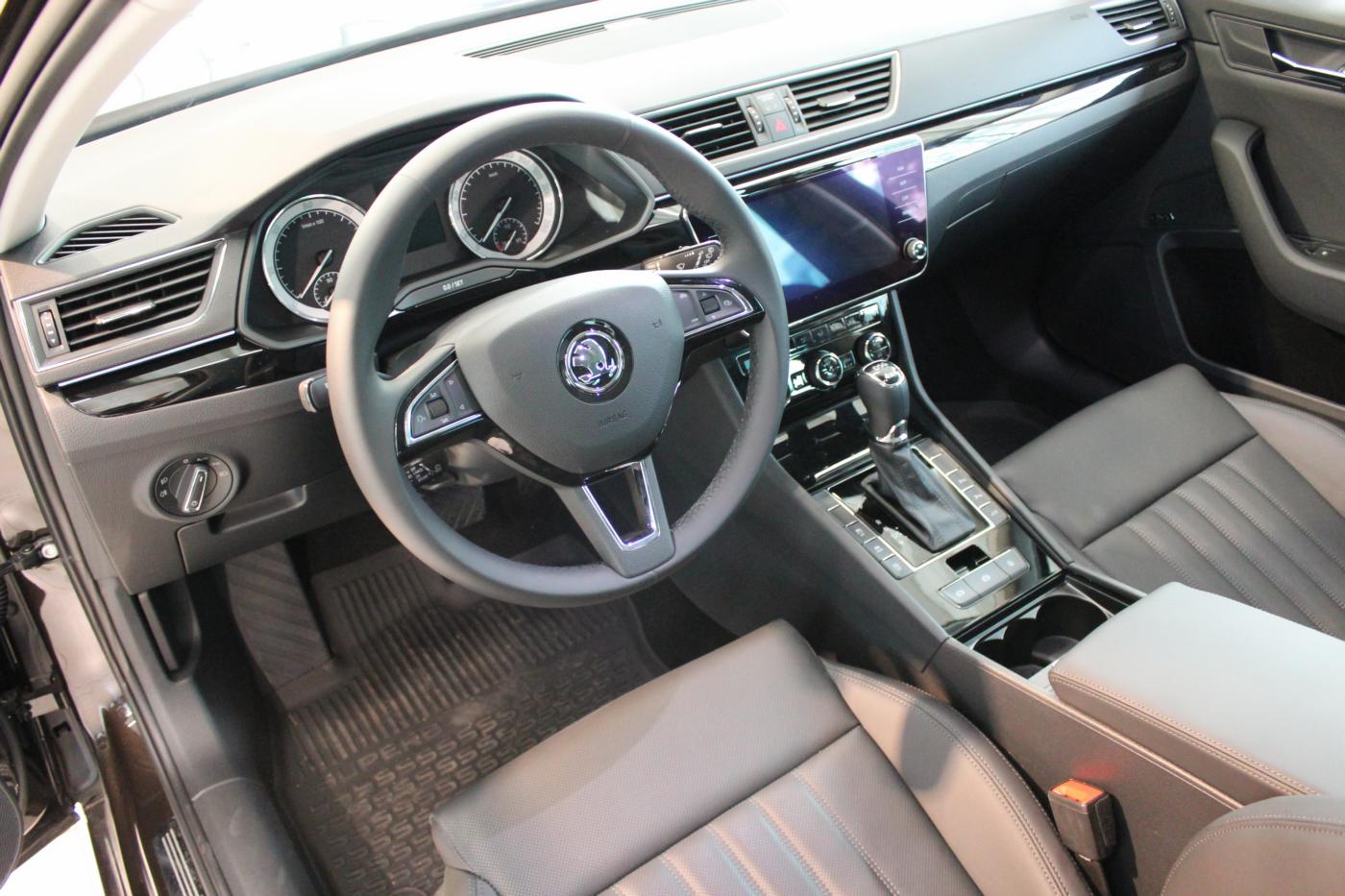 Škoda Superb